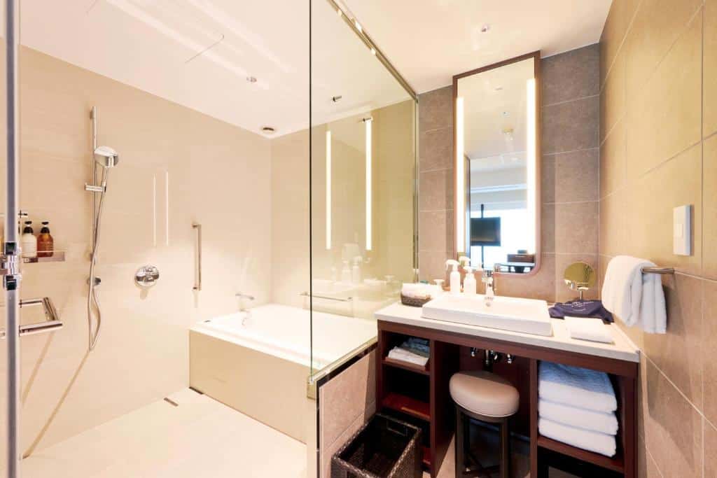 marunouchi hotel tokyo