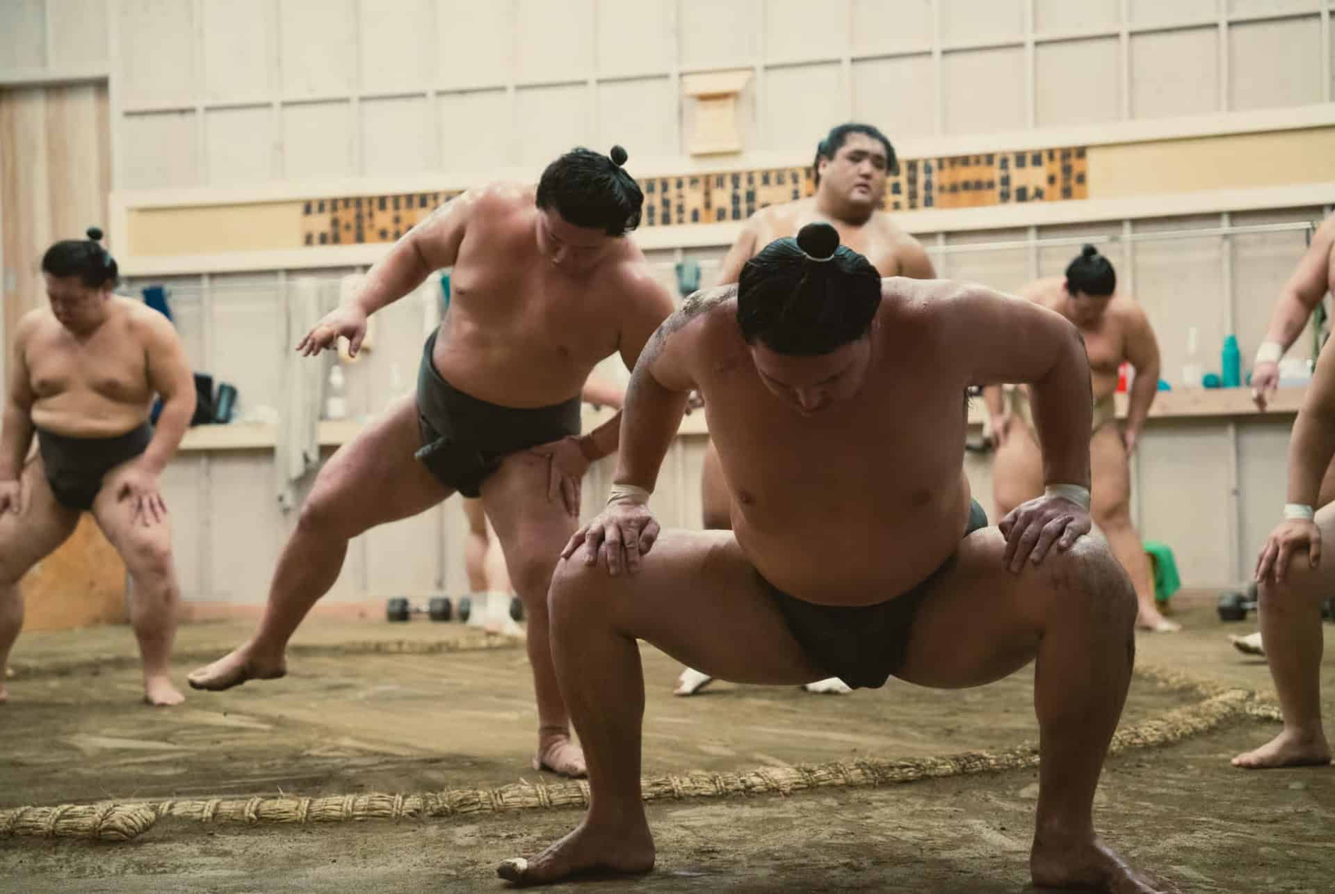 entrainement matinal sumo tokyo