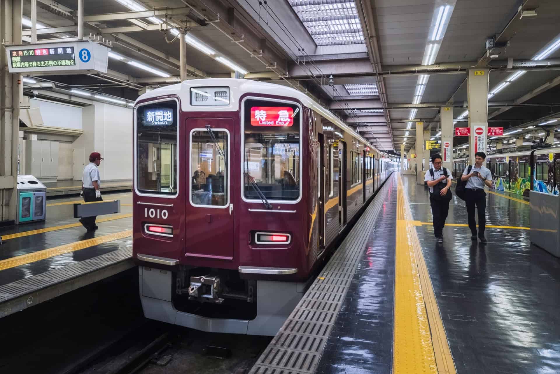 hankyu train osaka hankyu train osaka