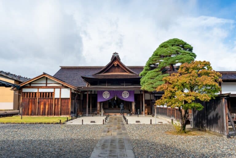 Visite privée à pied de Takayama Jinya et de la vieille ville