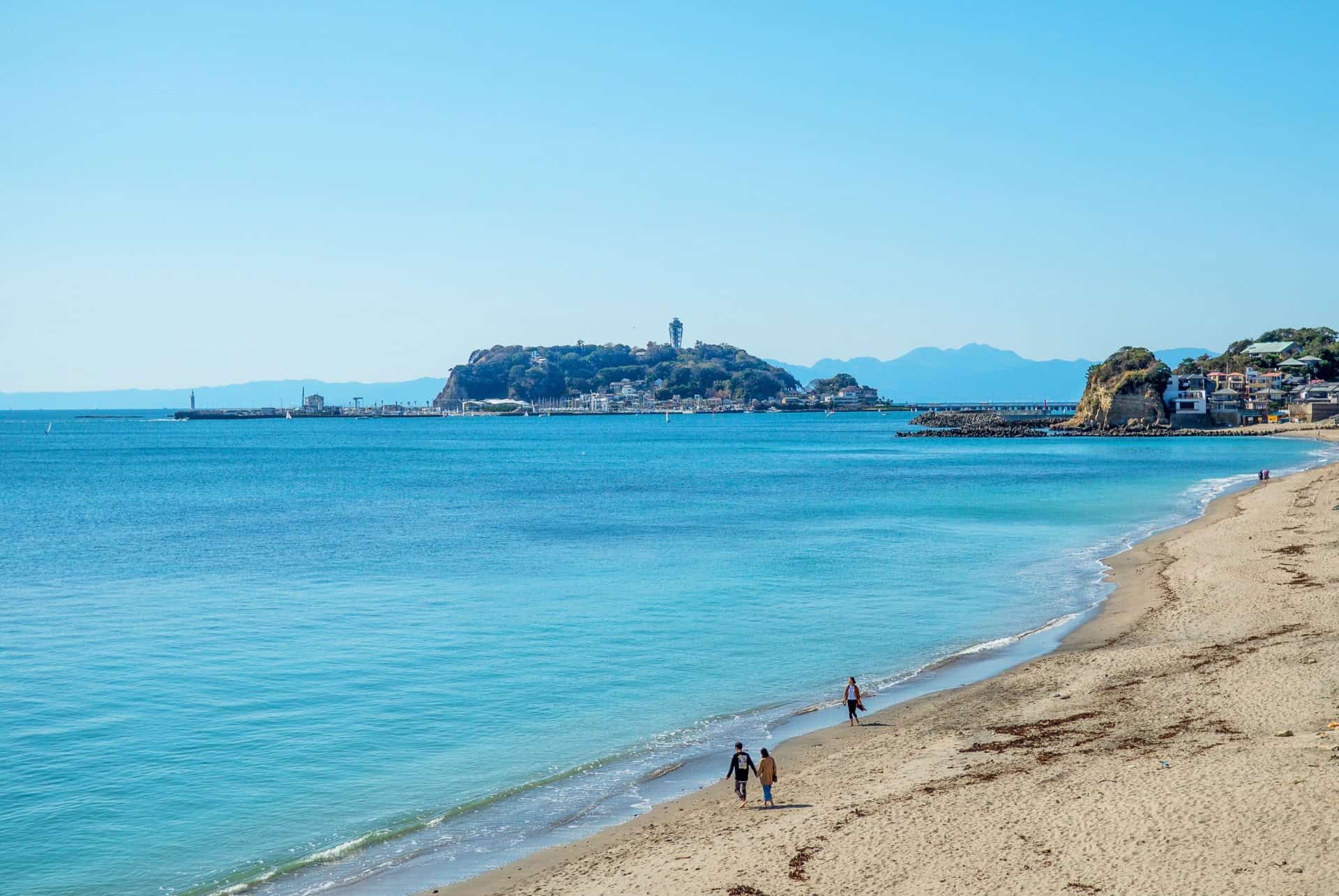yuigahama beach kamakura