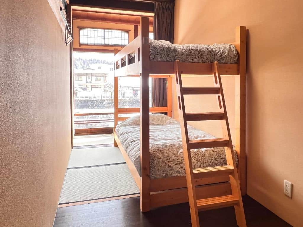 hostel miyagawa ou dormir a takayama