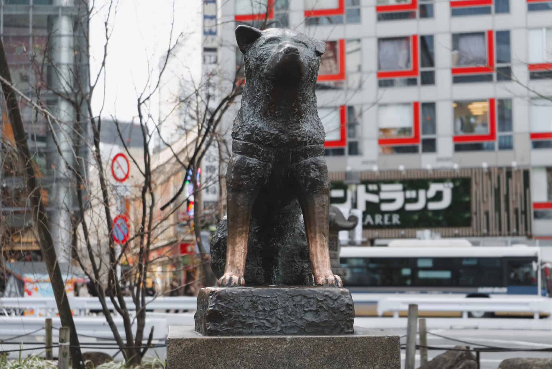 statue hachiko gare shibuya