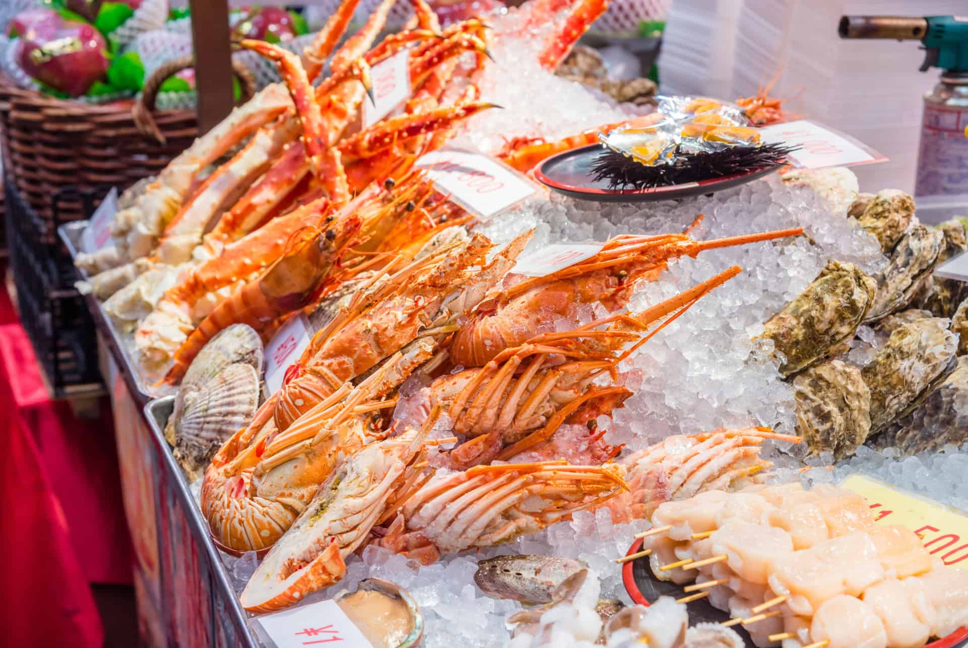 marche kuromon fruits de mer