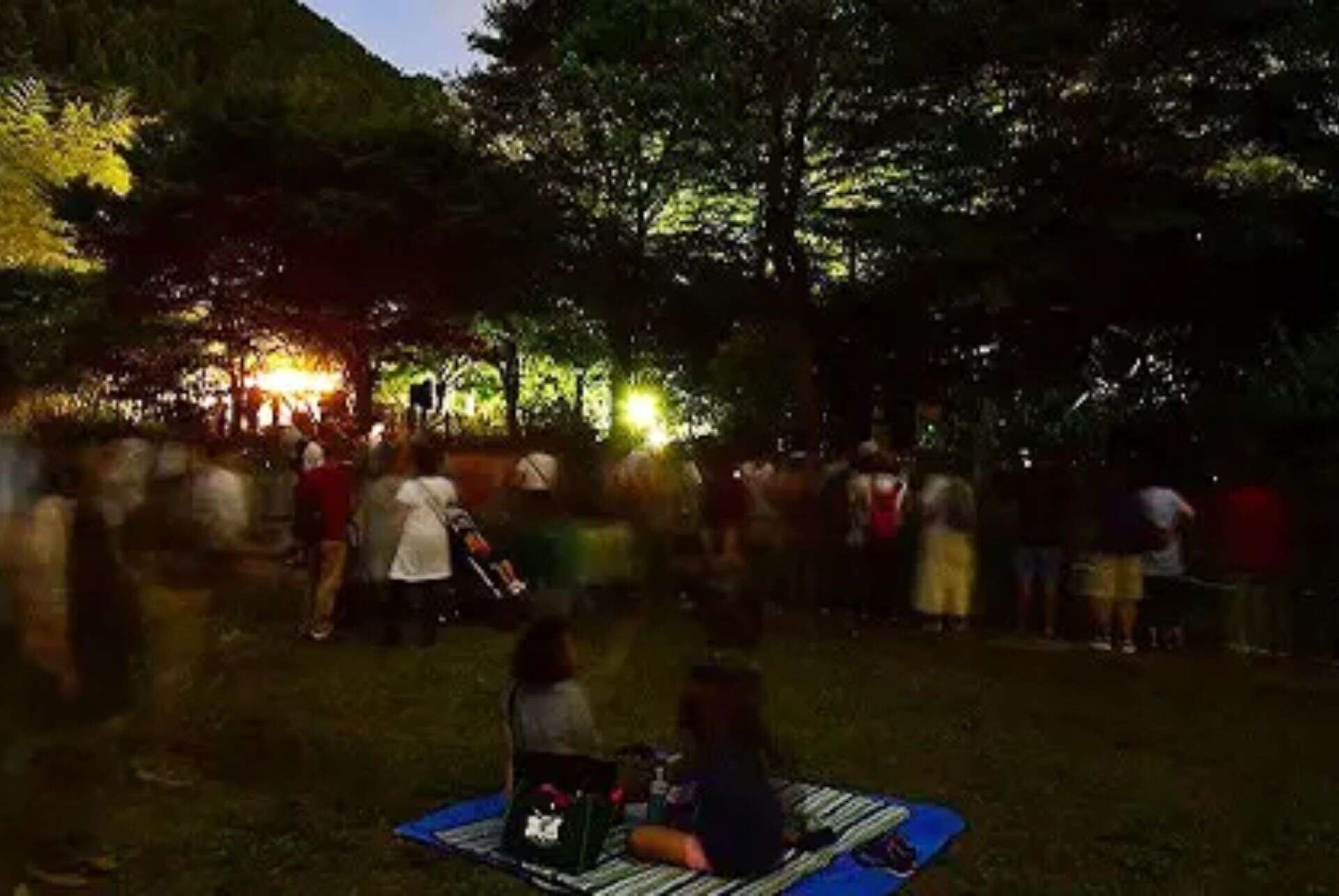 yuyake koyake fureai no sato ou voir des lucioles au japon