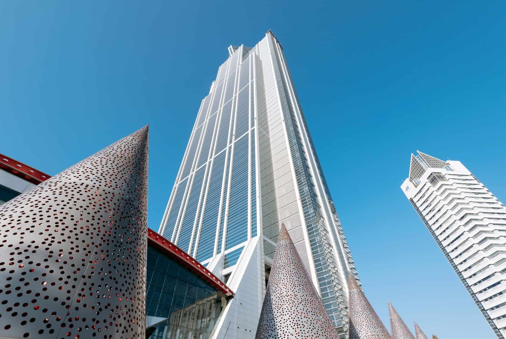sakishima cosmo tower osaka